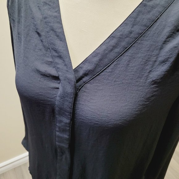 Black long sleeves blouse vneck - Picture 6 of 8